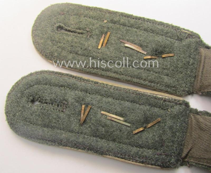 Pair of neatly 'cyphered', so-called: 'M41- (ie. M43-) pattern', WH (Heeres) NCO-type shoulderstraps as was specifically intended for a: 'Feldwebel des Maschinengewehr-Abtgs. 2' — image 4