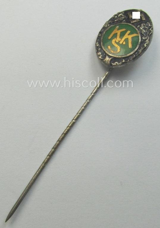 Neatly green-toned-enamelled - and actually fairly rarely encountered! - so-called: 'Ehrennadel in Gold des Deutsches Kartell für Jagd- und Sportschiessen' (o. 'KKS') — image 2