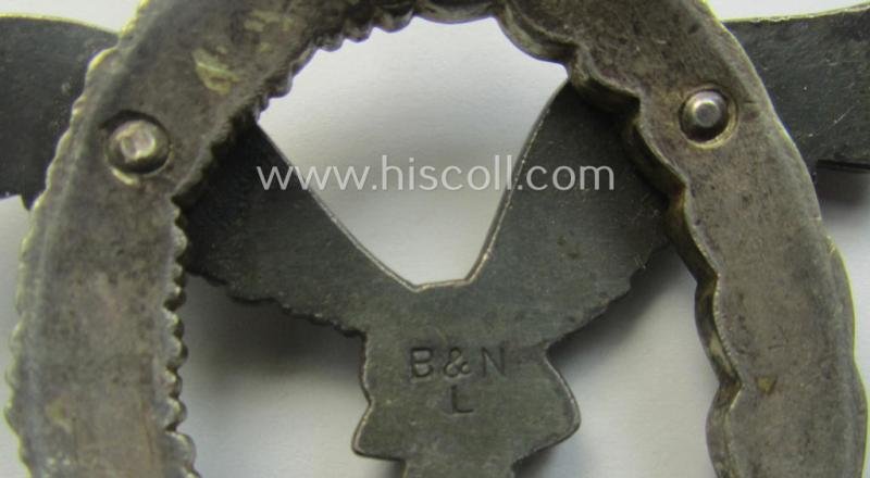 WH (Luftwaffe) war-badge (ie. 'LW-Flugzeugführer-Abzeichen' or: pilots'-war-badge) by the 'Berg & Nolte'-company — image 5