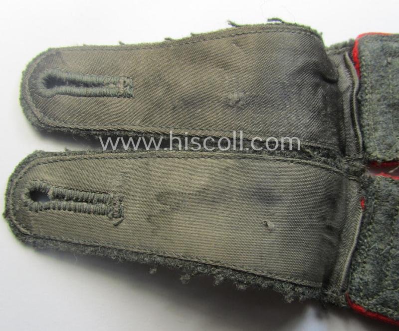 Pair of WH (Heeres) early- (ie. mid-) war period- (ie. 'M41'- ie. 'M43'-pattern) NCO-type shoulderstraps: 'Oberwachtmeister eines (Sturm)Art.-Abts. o. Rgts.' — image 5