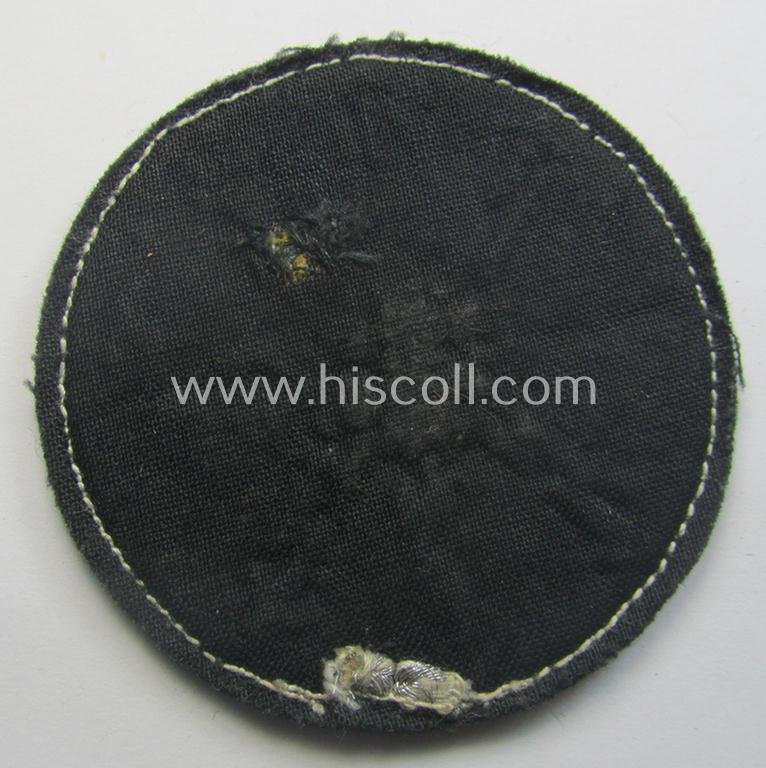 WH (Heeres) machine-embroidered, trade- and/or special-career insignia (ie. 'Tätigkeitsabzeichen') as executed on a darker-green-coloured background as was intended for a: 'geprüfter Funkmeister' (or: certified radio-operator ie. radio-equipment NCO) — image 2