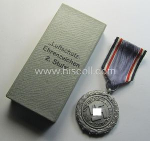 'Stonemint', light-weight (ie. typical aluminium-based) medal as was intended for …