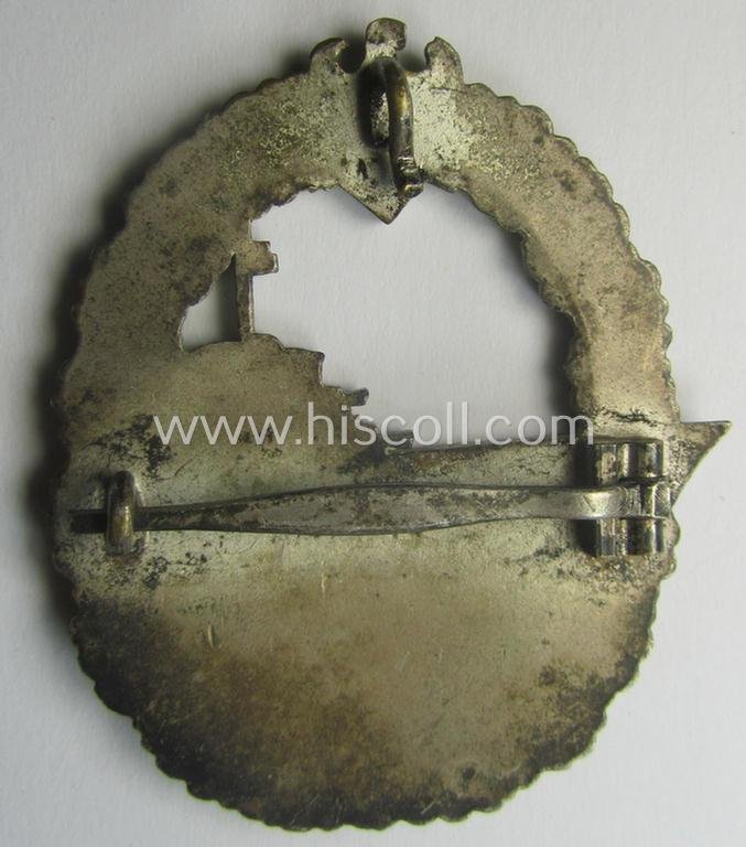 WH (Kriegsmarine) 'Zerstörerkriegsabzeichen' being a non-maker-marked example as executed in 'Buntmetall' (ie. 'Tombak') as was (I deem) produced by the desirable maker (ie. 'Hersteller'): 'GWL' (ie. 'Gebr. Wegerhoff') — image 4