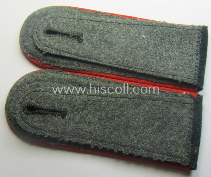 Pair of WH (Heeres) early-war-period- (ie. 'M40'-pattern) NCO-type shoulderstraps as was intended for usage by an: 'Unterwachtmeister eines (Sturm)Art.-Abts. o. Rgts.' — image 3