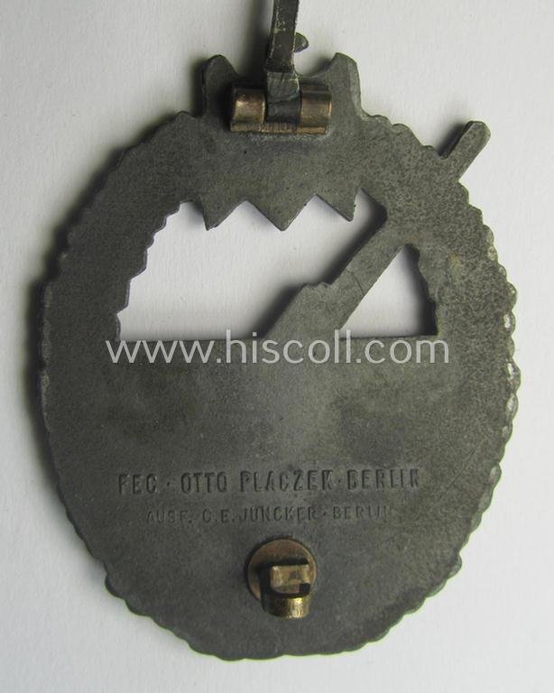 WH (Kriegsmarine) 'Marine-Artillerie-Abzeichen' being a typical zinc- (ie. 'Feinzink'-) based example by the desirable maker- (ie. 'Hersteller') 'C.E. Juncker - Berlin' — image 5