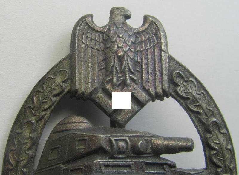 'Panzerkampfabzeichen in Silber' (or: silver-class panzer-assault badge or PAB) being a hollow-type, non-maker-marked- and/or zinc- (ie. 'Feinzink'-) based specimen as was procuced by the: 'Gebr. Wegerhoff'-company — image 2