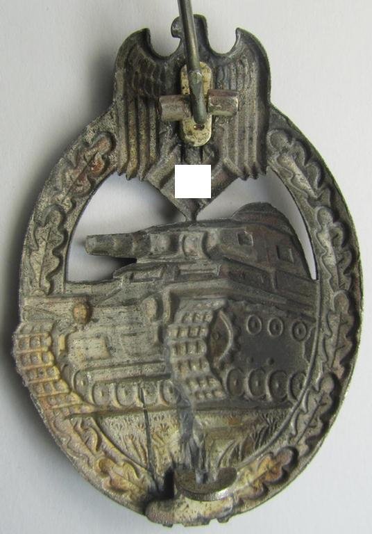 'Panzerkampfabzeichen in Silber' (or: silver-class panzer-assault badge or PAB) being a hollow-type, non-maker-marked- and/or zinc- (ie. 'Feinzink'-) based specimen as was procuced by the: 'Gebr. Wegerhoff'-company — image 5