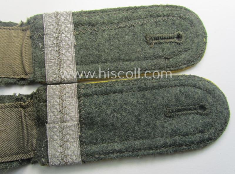 Pair of WH (Heeres) NCO-type (ie. 'M40- o. M43'-pattern) shoulderstraps as was intended for usage by an: 'Unterfeldwebel u. Offiziers-Anwärter eines Nachrichten-Abtlgs. o. Rgts.' — image 4