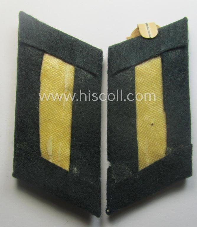 Pair of WH (Heeres) officers'-pattern collar-tabs (ie. 'Kragenspiegel für Offiziere') as piped in the white- (ie. 'weisser'-) coloured branchcolour as was intended for an: 'Offizier der Infanterie-Trpn.' — image 3