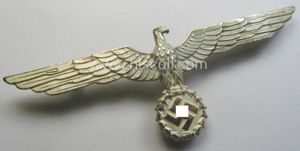 WH (Heeres- o. KM) 'frosted' silver-toned- (and/or: typical 'Buntmetall'-based) officers'-pattern …