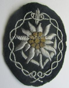 WH (Heeres) neatly hand-embroidered- and/or typical officers'- (ie. 'variant'-) pattern …