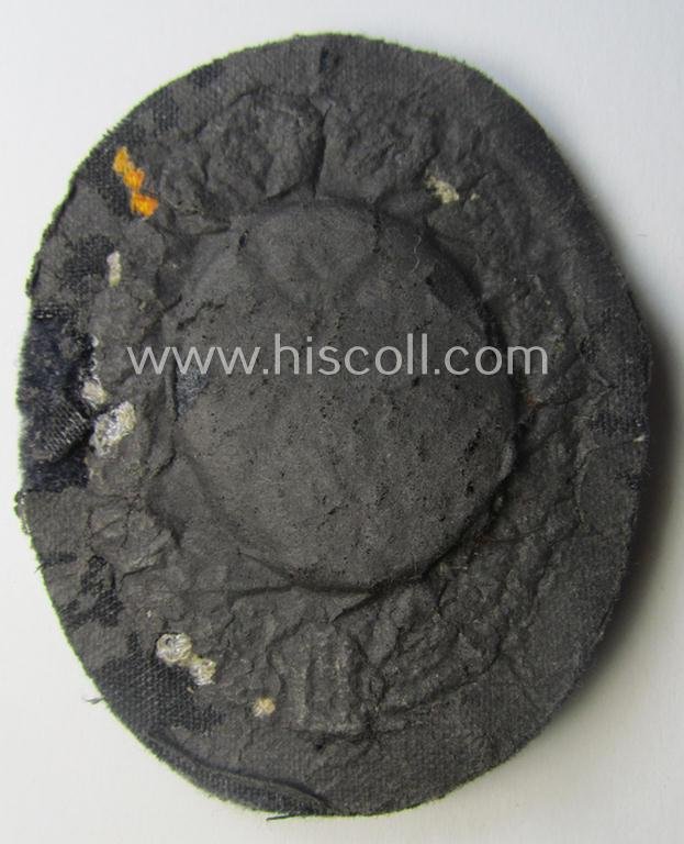 WH (Luftwaffe) 'Fallschirmschützen-Abzeichen in Stoff' (or: cloth-based paratroopers' jump-badge) that is nicely machine-embroidered and being of the so-called: 'padded version' — image 3