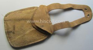 Natural-coloured- and/or genuine leather-based etui (ie. 'Tragetasche') as was intended …