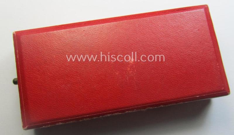 WH Austrian-occupation- (ie. 'Anschluss'-) medal: '13. März 1938' being a very attractive (albeit somewhat tarnished) example that comes stored in its bright-red-coloured- and/or typical non-maker-marked etui as issued — image 7