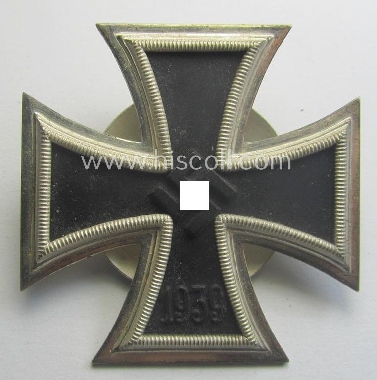 'Virtually mint' example of an: 'Eisernes Kreuz 1. Kl.' as executed in the so-called: 'screw-back-version' (being an: 'L/11'-marked example as produced by the: 'Wilh. Deumer'-company) — image 2