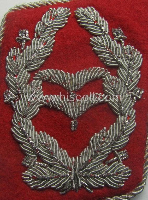 Pair of neatly hand-embroidered, WH (Luftwaffe) officers'-type collar-patches as executed in bright-red-coloured wool as was intended for usage by an: 'Oberstleutnant der Flak-Artillerie-Trpn.' — image 2