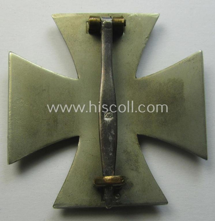Very unusual - and dual maker-marked! - 'Eisernes Kreuz 1. Klasse' (ie. Iron Cross 1st Class) being a maker- (ie. '26'- and/or 'L/18'-) marked example as was produced by the company: 'B.H. Mayer's Kunstprägeanstalt' — image 3