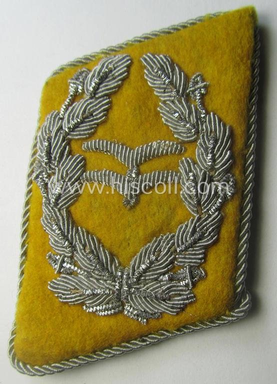 Pair of - fully matching! - WH (Luftwaffe) officers'-type collar-patches (ie. 'Kragenspiegel für Offiziere der LW') as executed in golden-yellow-coloured wool as was intended for usage by a: 'Oberstleutnant der Flieger- o. Fallschirmjäger-Trpn.' — image 2
