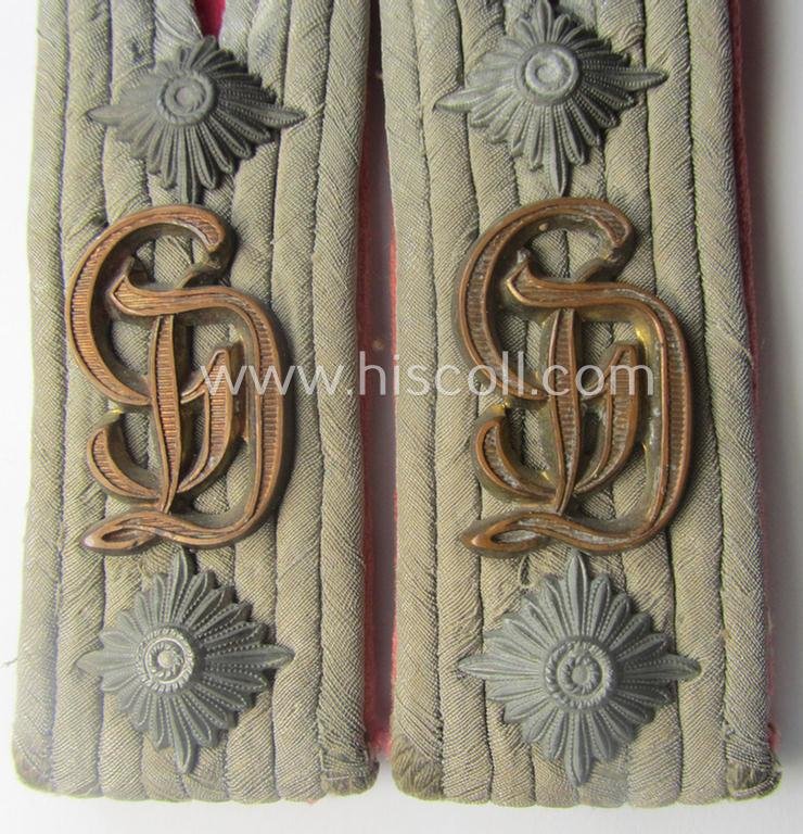 Truly used- and/or tunic-removed - and/or fully matching! - pair of WH (Heeres) officers'-type, neatly 'cyphered' shoulderboards as was intended for usage by a: 'Hauptmann der Pz-Truppen' who served within the 'GrossDeutschland'-Div. — image 2