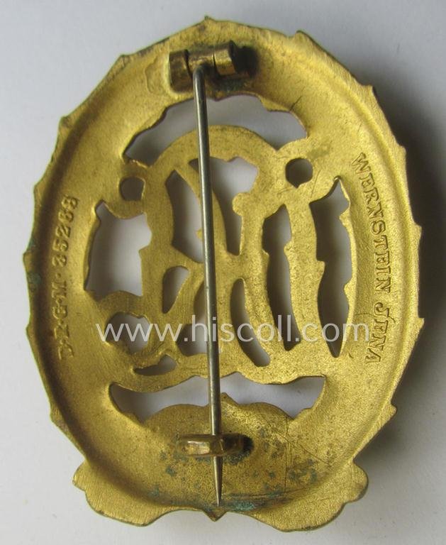 'Virtually mint' - and truly rarely found! - example of a: 'Reichssportabzeichen DRL in Gold' (or: DRL sports'-badge in gold) being a just moderately worn- ie. used example that is nicely maker- (ie. 'Wernstein - Jena'-) marked on its back — image 2