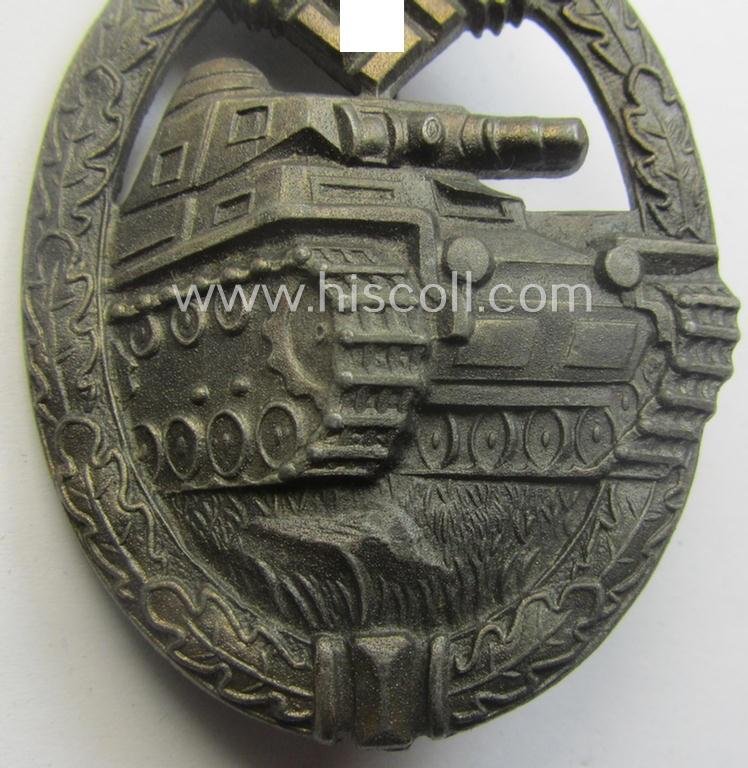 Superb - and hardly used- nor worn! - 'Panzerkampfabzeichen in Bronze' being a clearly maker- (ie. 'KWM'-) marked (and/or: typical zinc- ie. 'Feinzink'-based-) example as was procuced by the: 'Karl Würster'-company — image 3