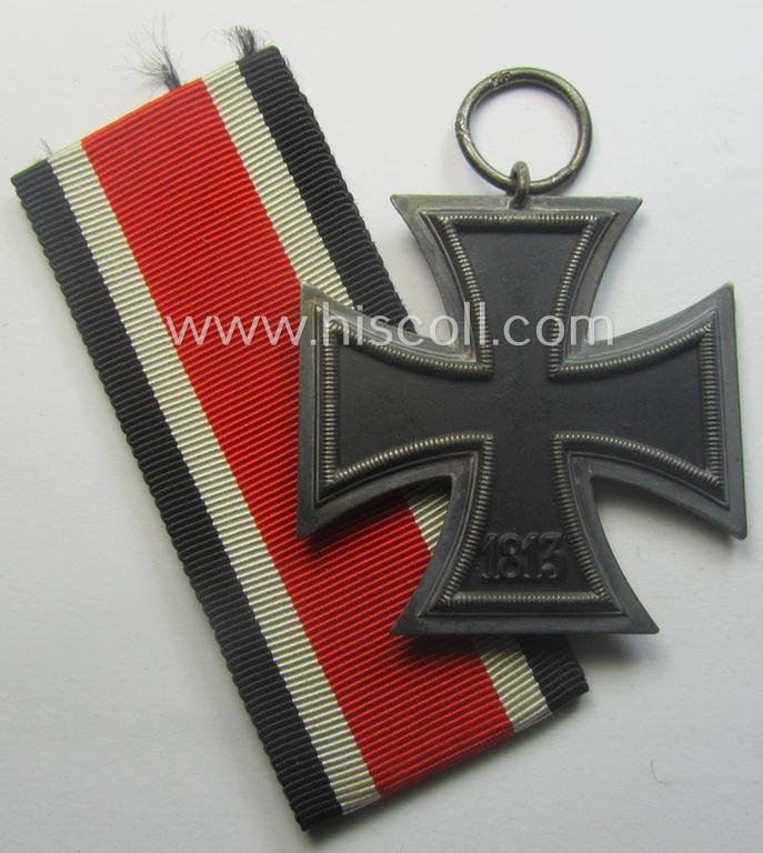 Hardly- ie. simply never used: 'Eisernes Kreuz II. Klasse' being a clearly maker- (ie. '76'-) marked example by: 'Ernst L. Müller' — image 3
