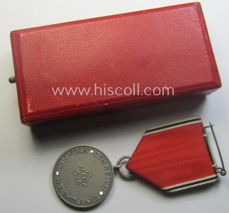 WH Austrian-occupation- (ie. 'Anschluss'-) medal: '13. März 1938' being a very attractive (and hardly tarnished) example that comes stored in its bright-red-coloured- and/or typical non-maker-marked etui as issued — image 3