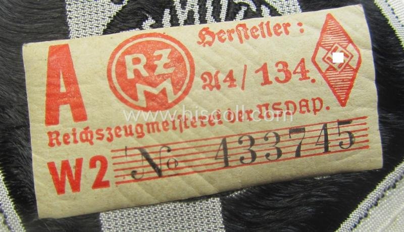 DJ- (ie. 'Deutsches Jungvolk'-) 'Leistungsabzeichen in Eisen in Stoff' that retains its period-attached 'RzM'-etiket — image 4