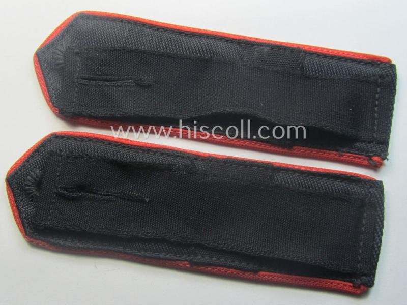 Pair of bright-red-piped, so-called: 'Allgemeine-HJ' (ie. Hitlerjugend) shoulderstraps as intended for usage by a: 'Hitlerjunge' who served within: 'Bann 565' (565 = 'Bann Spittal' in the 'Gebiet Südost Kärnten') — image 3