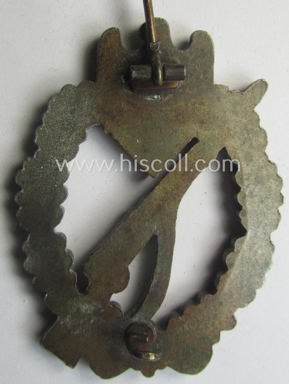 'Infanterie Sturmabzeichen in Bronze' (or bronze-class IAB) being a non-maker-marked, typical zinc- (ie. 'Feinzink'-) version ie. 'variant' as was (I deem) procuded by the: 'Funcke u. Brüninghaus'-company — image 4