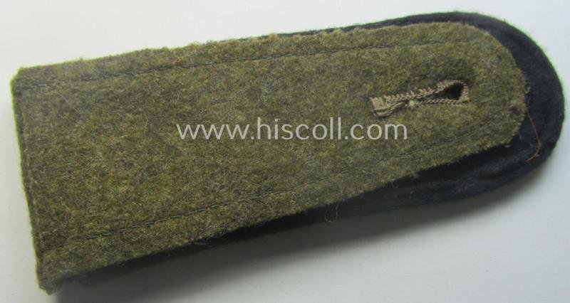 Single, RAD (ie. 'Reichsarbeitsdienst') NCO-type shoulderstrap (being of the 2nd pattern as used in the period between 1936-41) as was intended for an: 'RAD-Truppführer der Verwaltungsdienst' (comparable with an: 'Uffz.'-rank) — image 3