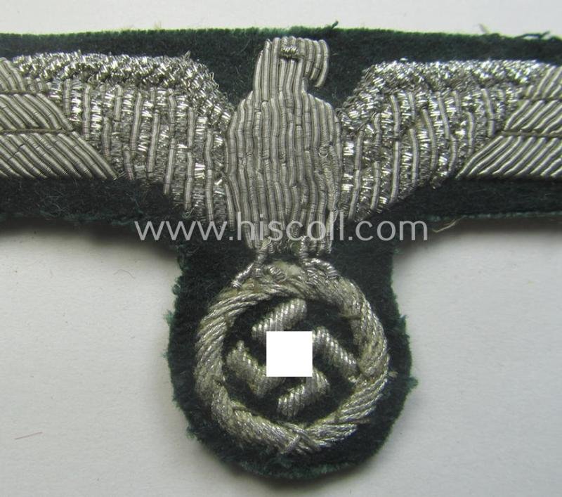 WH (Heeres) officers'-type, hand-embroidered breast-eagle (ie. 'Brustadler für Offiziere') as was executed in bright-silverish-coloured braid as was intended for usage on the various officers'-pattern tunics — image 2