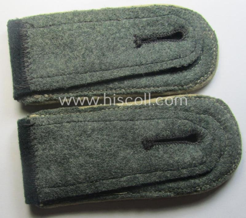 Pair of WH (Heeres) so-called: 'M40'-pattern NCO-type shoulderstraps: 'Oberfwbl. der Infanterie-Trpn.' — image 3