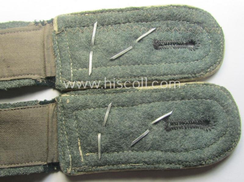 Pair of WH (Heeres) so-called: 'M40'-pattern NCO-type shoulderstraps: 'Oberfwbl. der Infanterie-Trpn.' — image 4