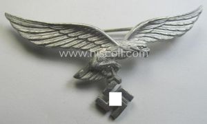 Hardly used nor worn, WH (Luftwaffe) aluminium-based: 'Brustadler für Sommerrock' …