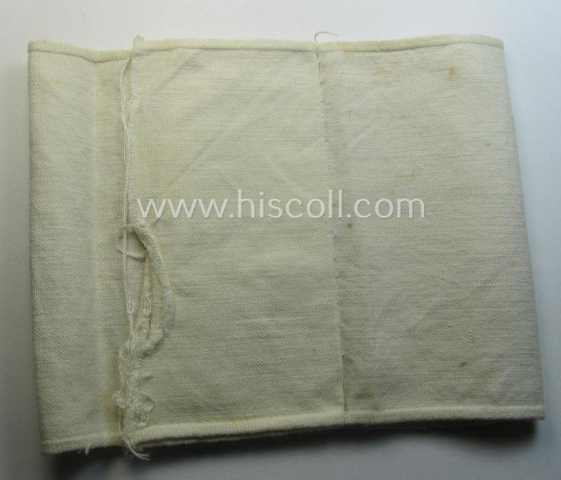 Linnen-based- and/or neatly 'machine-embroidered', beige-white-coloured DRK- (ie. 'Deutsches Rotes Kreuz'-) armband (ie. 'Armbinde') as was intended for the staff-members serving with the: 'Deutsches Rotes Kreuz' (or: German Red Cross) — image 4