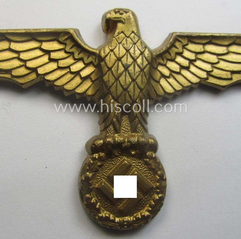 Larger-sized, WH (Kriegsmarine): 'DAK' (ie. 'Deutsches Afrikakorps') zinc- (ie. 'Feinzink'-) based- and/or 'Feuervergoldetes' so-called: 'pith-helmet' eagle-device — image 2