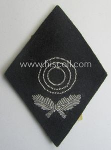 'SS'-related sleeve-diamond (ie.: 'Ärmelraute o. Schiessauszeichnung der 1. Stufe für …