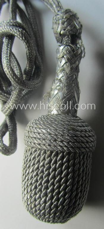 Attractive - and only moderately used! - example of a 'standard-issued'-pattern, so-called: WH (Heeres) dagger-knot (ie. 'Portepee für Heeres-Offiziersdolch') — image 2