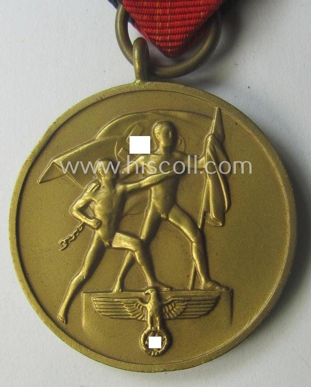 Hardly used, WH Czech-occupation- (ie. 'Anschluss'-) medal: '1. Oktober 1938' that comes stored in its bordeaux-red-coloured- and/or non-maker-marked etui as issued — image 2