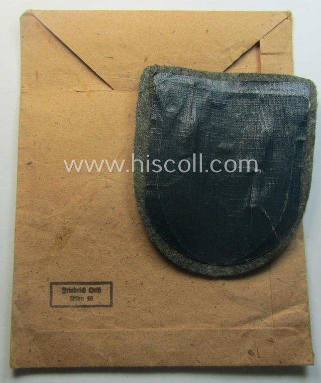 WH (Heeres ie. Waffen-SS) 'Krim'-campaign-shield (by the maker: 'Friedrich Orth') that comes stored in its period (and rarely seen!) 'Zellstoff'-based pouch and that comes in a probably issued- (albeit still 'virtually mint'-), condition — image 8