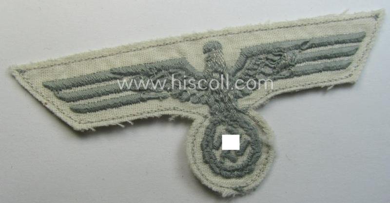 'Variant'-pattern, WH (Kriegsmarine) related breast-eagle (ie. 'Brustadler für Mannschaften u. Uffz. der Kriegsmarine') being a neatly machine-embroidered example onto a white-coloured background — image 3