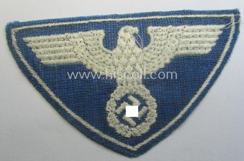 Unusual 'variant'-pattern, smaller-sized sports'-shirt eagle for officials within the: 'Deutsche Reichspost' (aka: 'Zeesener Adler') being a 'virtually mint- ie. unissued' example that is (unusually!) executed in the machine-embroidered pattern — image 3