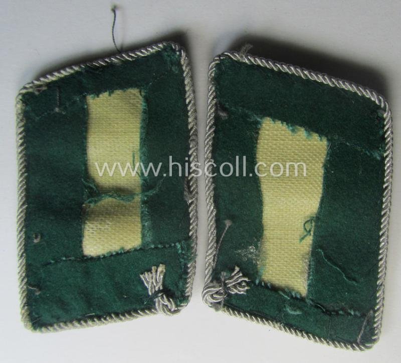Pair of WH (Luftwaffe) officers'-type collar-patches as intended for a medium-ranked administrative-official ie. officer and: 'Leutnant' (or: 'Beambte des mittleren Dienstes') — image 2