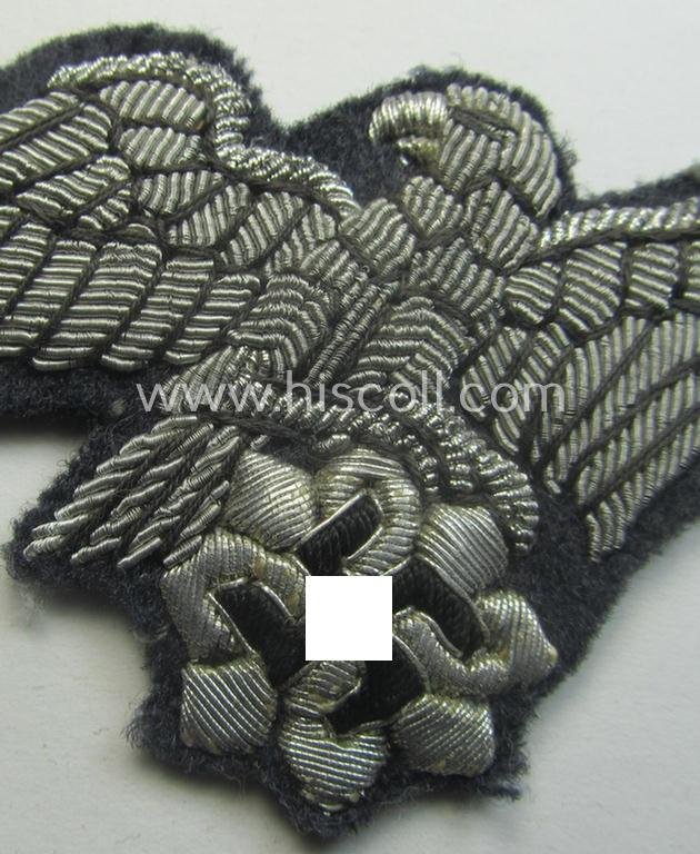 Stunning - and very scarcely encountered! - officers'-pattern, 'Luftschutz' (ie. RLB-) breasteagle being a neatly hand-embroidered- and luxuriously-styled example that is executed onto a bluish-grey-coloured- and/or woolen-based background — image 2