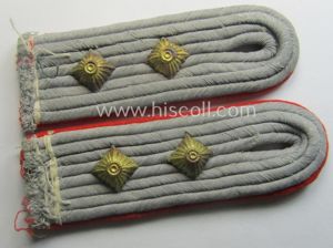 Fully matching pair of WH (Heeres) officers'-pattern shoulderboards as piped …