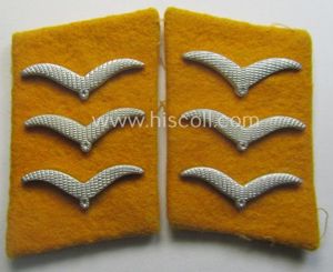 Fully matching pair of WH (Luftwaffe) golden-yellow-coloured, EM- (ie. NCO-) …