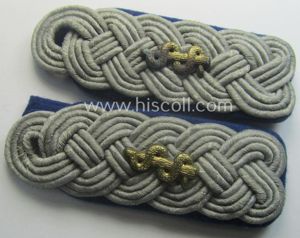 Pair of WH (Heeres) 'cyphered', officers'-type shoulderboards: 'Major u. Arzt' …