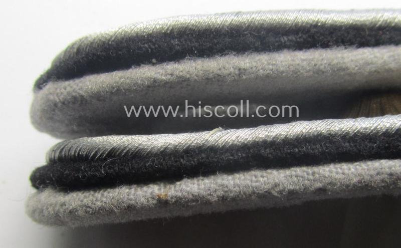 Attractive - and fully matching! - pair of WH (Heeres) neatly 'cyphered', officers'-type shoulderboards as (dual)piped in the black-coloured branchcolour as was intended for a: 'Hauptmann der Res. des Pionier-Batallions 26' — image 4