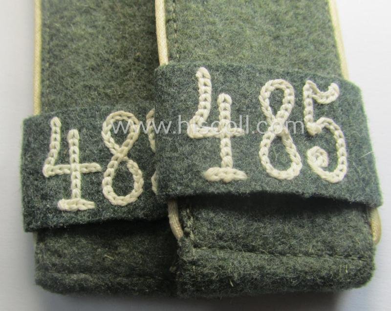 Pair of WH (Heeres) 'M41 o. M43'-pattern, EM-type shoulderstraps with its accompanying 'Überschube'-pair: 'Soldat des Infanterie-Rgts. 485' — image 2
